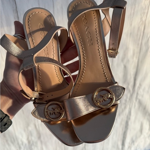 Coach Like New metallic gold block Maddi heels size 6.5 - Picture 7 of 7